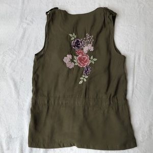 Takara Embroidered Tie Vest-Size M